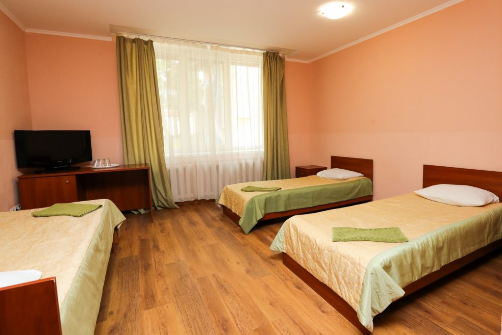 Новый год на Минском море с развлекательной программой и детской анимацией! ai6i9441-1024x683