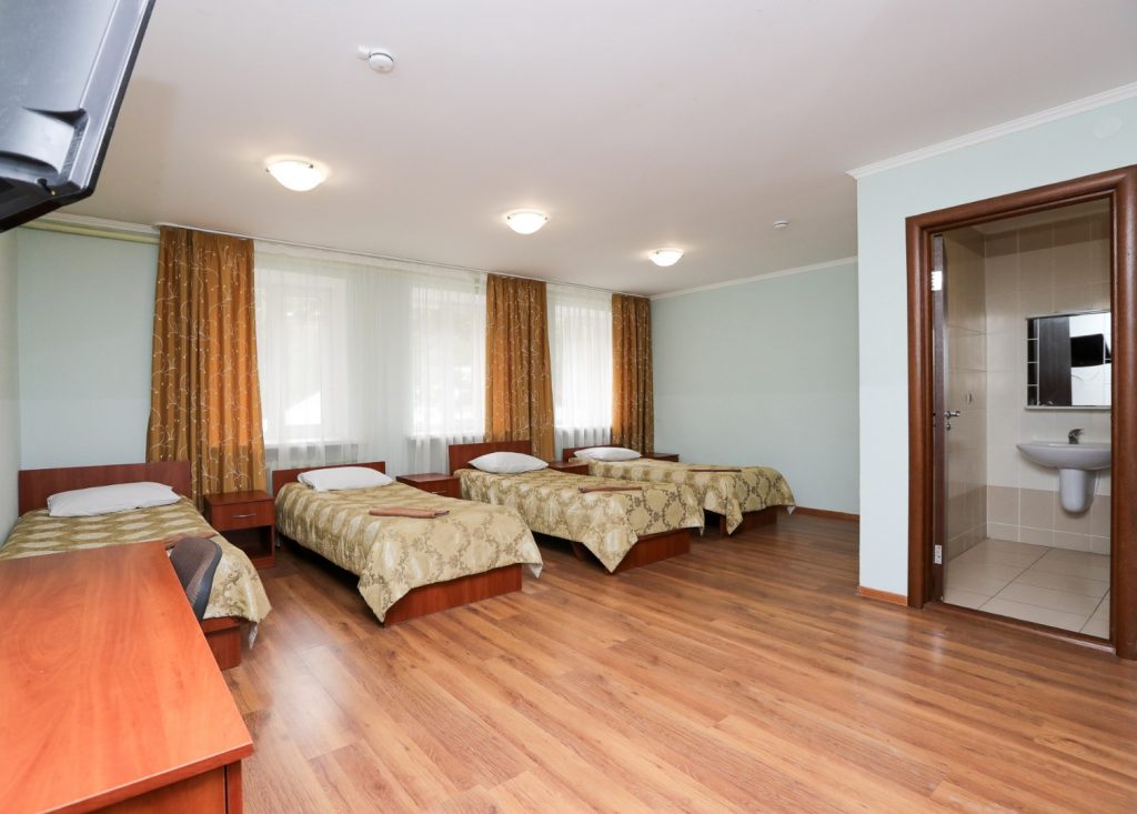 Новый год на Минском море с развлекательной программой и детской анимацией! ai6i9459-1-1024x733